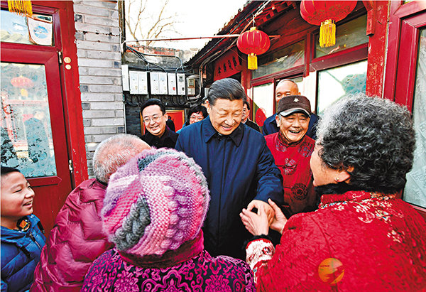 習近平北京訪民眾送祝福