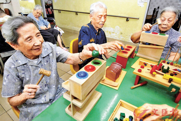 ���s�{�����i�Ѿ��c�]�߳\�i�A�����}�񥫳��A�H���ɾi�ѪA�Ƚ�q�C ��ƹϤ�