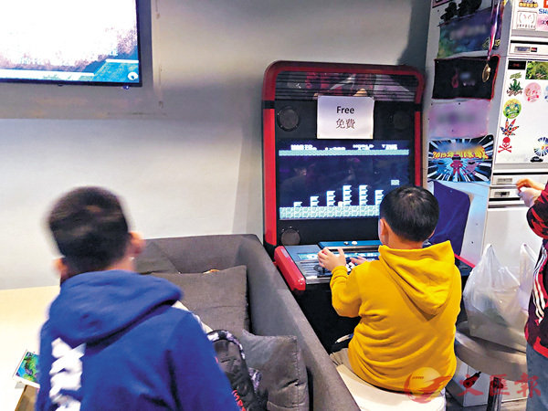 �����������]���C�����ѫȤH���֡C