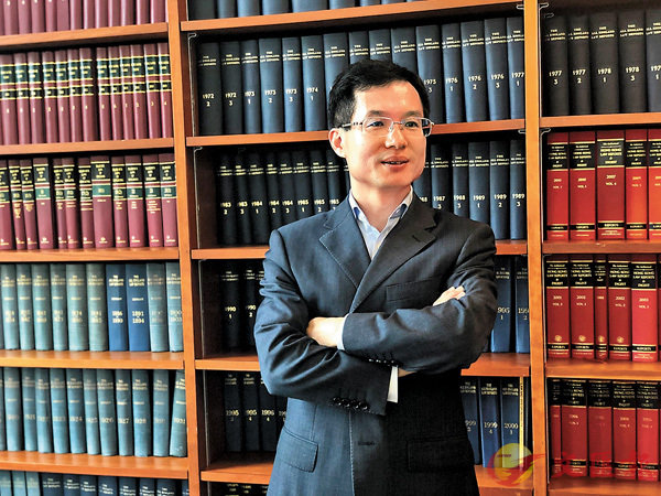 ■趙雲是本港少有研究太空法的學者。香港文匯報記者柴婧 攝