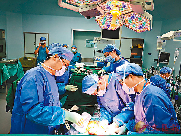 ���`�`���ĤT�H����|��@�W�R���f�X�֤A�x�C�[��ʨx�I�ܡB�x���g�w�̦��\��I��嫬�x���ӡC�����׳��O�̳��Y�� ��