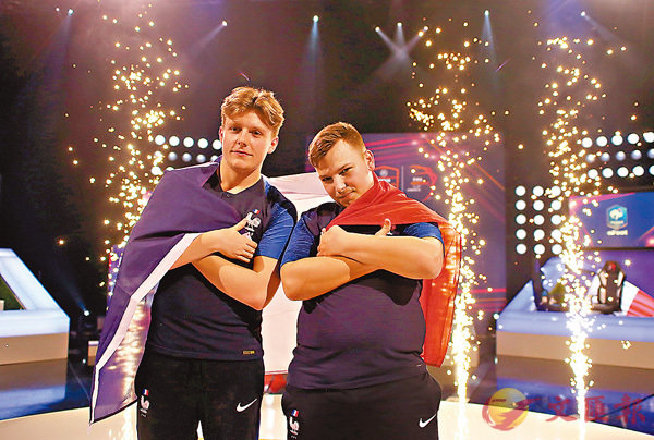 ���k��N����ۡC ���z��