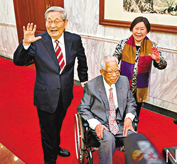 ������H���j�ǫe�ժ��K�_��(��)�Q��W�Ȧb�_�ʳu�@�C�Ϭ��K�_�إͫe�P�d�l�M�����X�v�C ��ƹϤ�