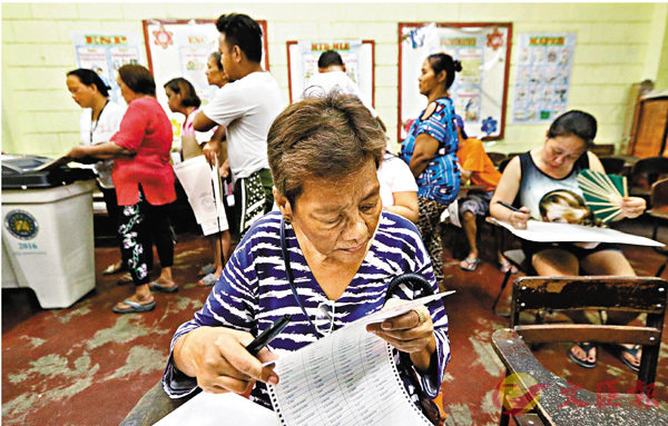 �����|�Q��������S���S���H������C ���p��