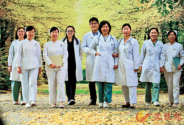 �����K���]�k�T�^�P�P�ƭ̦b�@�_�C �����׳��_�ʶǯu