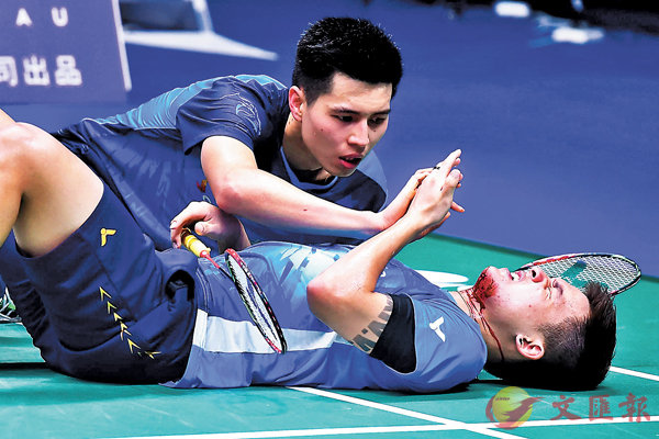 �����Ӧ�Ȩk���y���i�s�t�]�U�^�b���ɤ����ˡC �k�s��