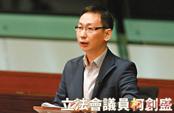 �u�ۼСv�H�ɥH�u������v�ڰ���A���ѵo�i�ӡu�ձ��v�A�o�L�åO�S�����X���s�ۦW�s��`�C