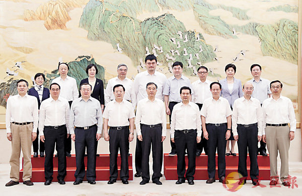 �� �L�v�����X�u����F�󤤫D�ͦn�p�զ��ߤj�|�[�Ĥ@������|ĳ���p�զ����C  �s�ت�