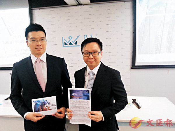 ����ģ�v(��)�١A�{�ɥ������ƾڤ���p�x��7���C �°���  ��