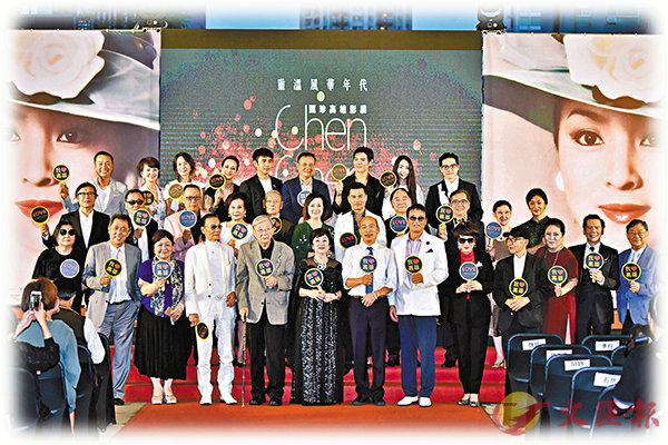 ���¬á]�e��6�^�P���~���q�ũ��P������B�}�������E�A���H�X�v�d���C