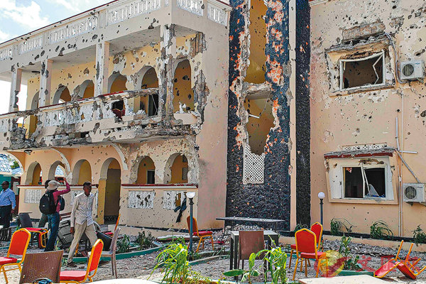 �����Ħ�s���~��ƫ��Y���l���C  �k�s��