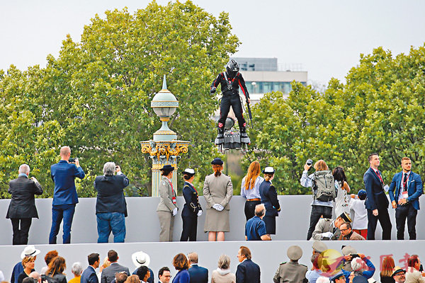 ���������_�۾���U�u�Ť����O�v�C ���z��