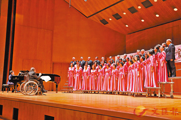 ���������N�X�۹ΥH���H���x���q���m�s���ǤH�n���}���ַ|�ǹ��C