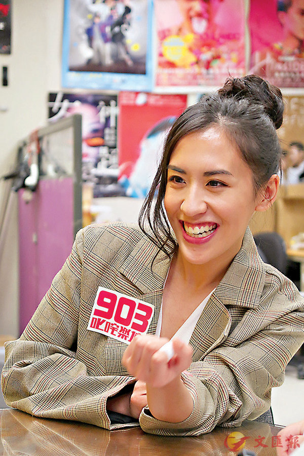 �����Y��