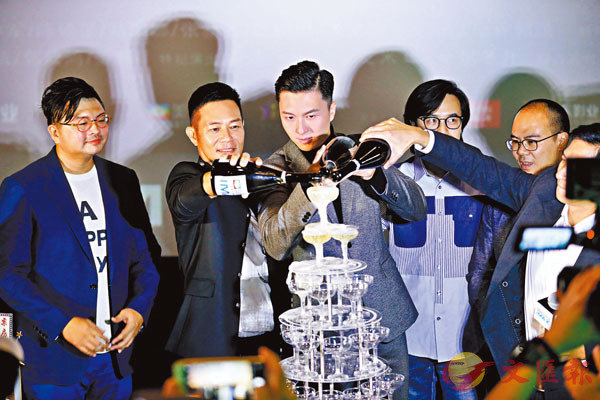 ���i�����B���E�H�ξɺt���w�����Ц��o�C