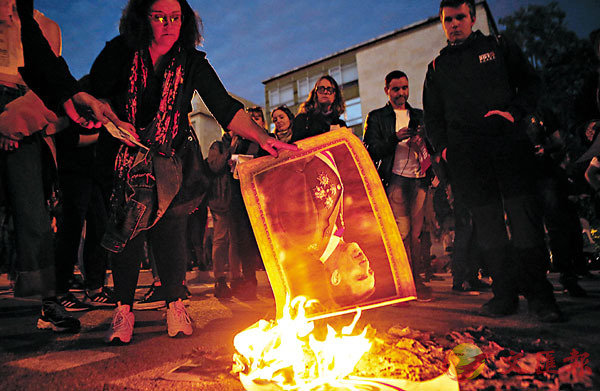 �����ܫª̵I�N�O�Q�ؤ��@�v���e�C���p��