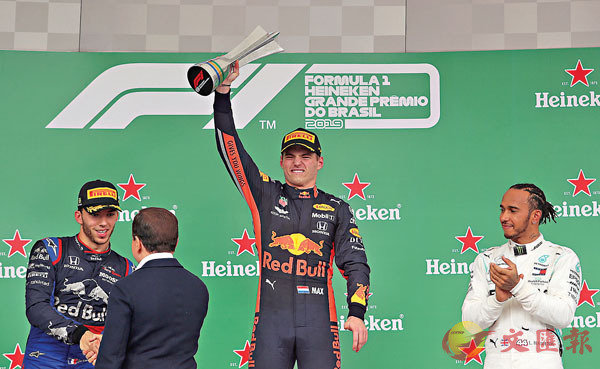 �������F��(��)���Y�a����C  ���z��