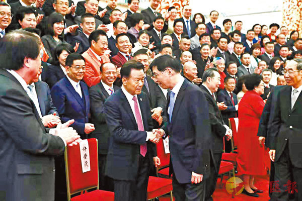 ������b�_�ʷ|���X�u���깴���p�X�|�Ĥ����|���N���j�|������N���C�Ϭ��L�P�\�a�Z�ˤ�����C