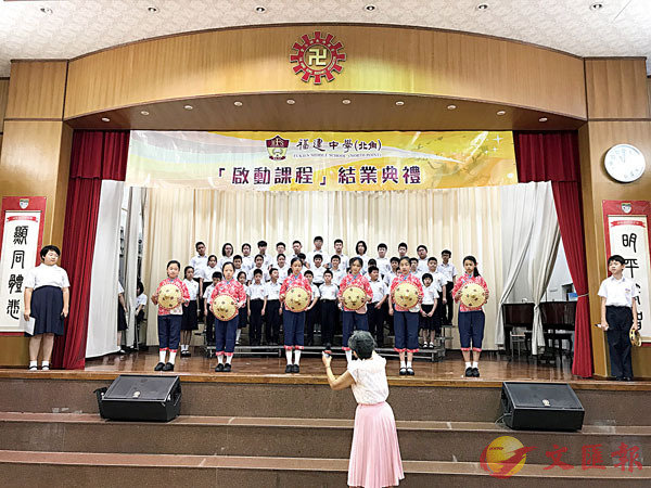 ���~§���t