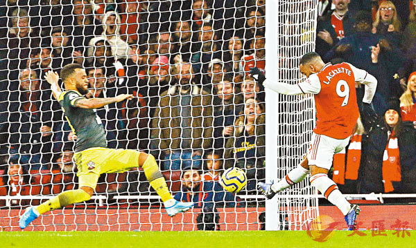 �����d���}�]�k�^�����P���O��1���C  ���p��