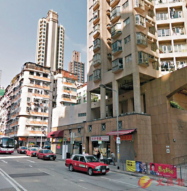 ����ꩧȧQ��23�����R���a�U5���E�~�D�k�������A�j�T���41%��H1,100�U������C