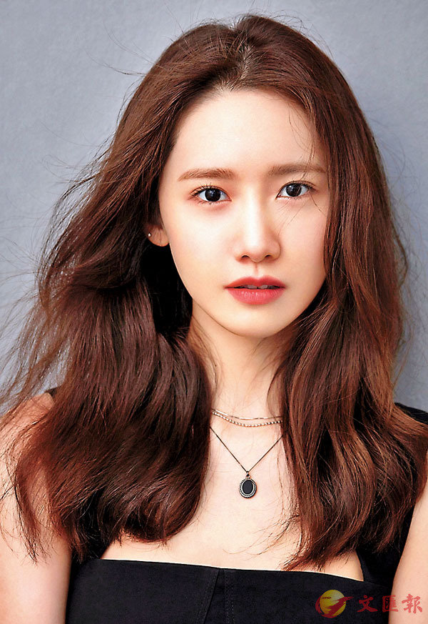 ���L����