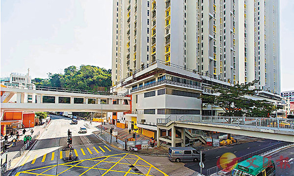 ���s�����Ƨ��h�Ĥ����M�ĤG�������\��H�Ѿ��A��K�~���X�J�C