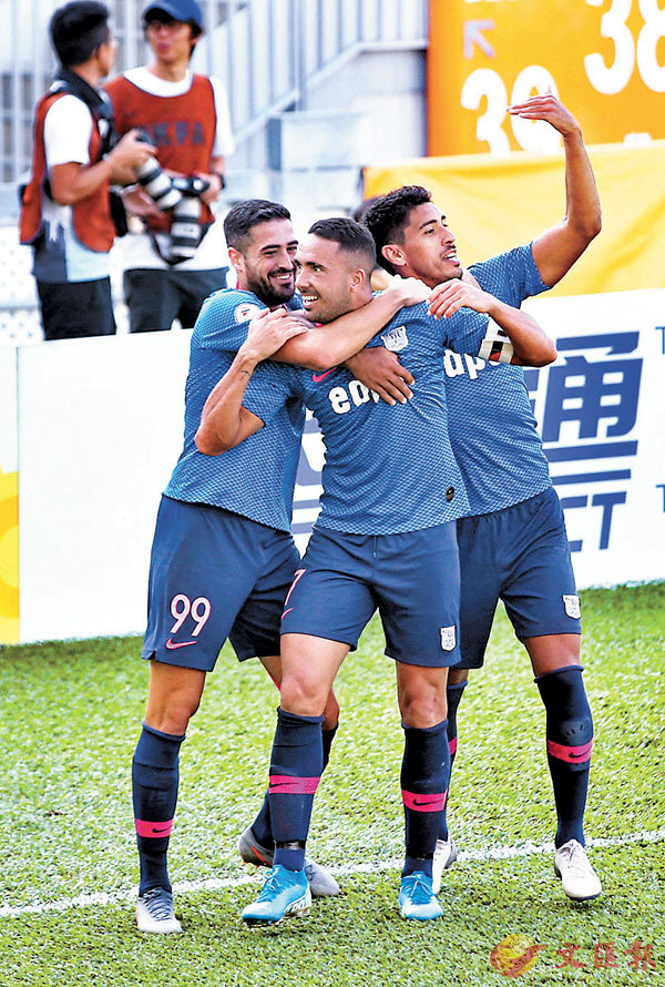 ���ǧӱN�b���[�ɦ��魱��x�q�P�Q���ڦ����Ӥ�C ��ƹϤ�