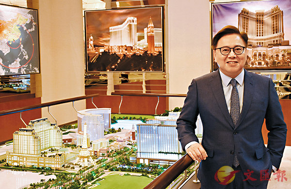 �����^��    ���F����ѹ�