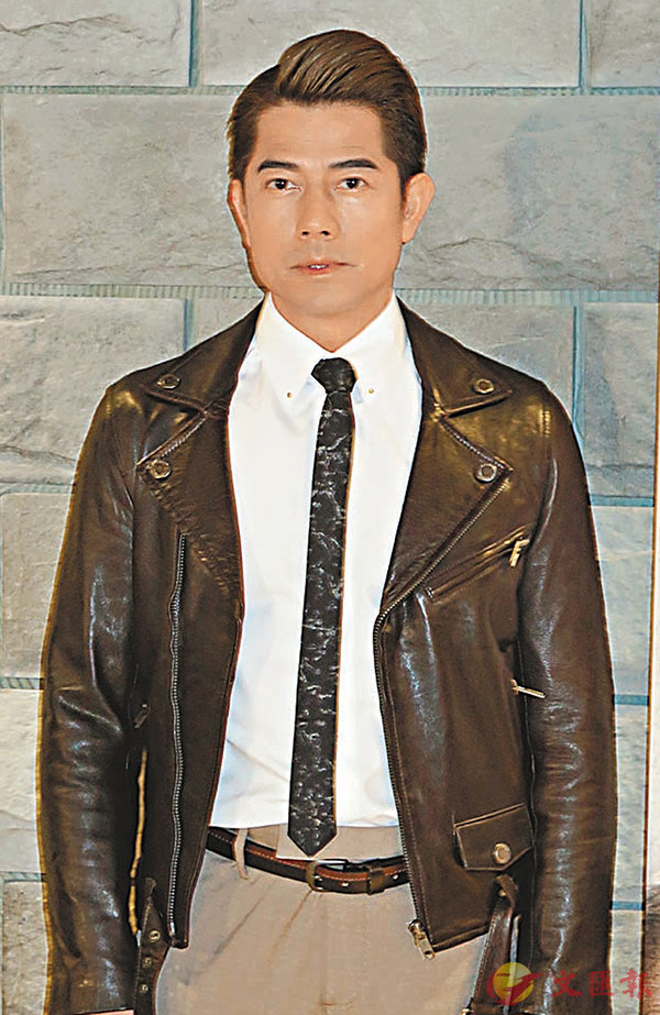 �������Q������g���ɦۤv�q�v�H�Ӫ��߸����{�M�t�X��|�C