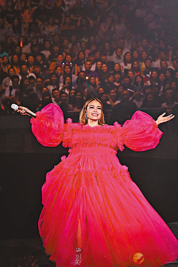 ���e����mPretty Crazy�n�����X���C