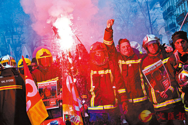 ���������������A���ܫª̤���Ϫ�C  �k�s��