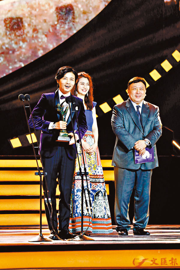 ���i�ʾ̥D�t�q�v�m���ݥ~�ǡG�i�ѧӡn�i�ܡu�u�q�k�t���v�����C