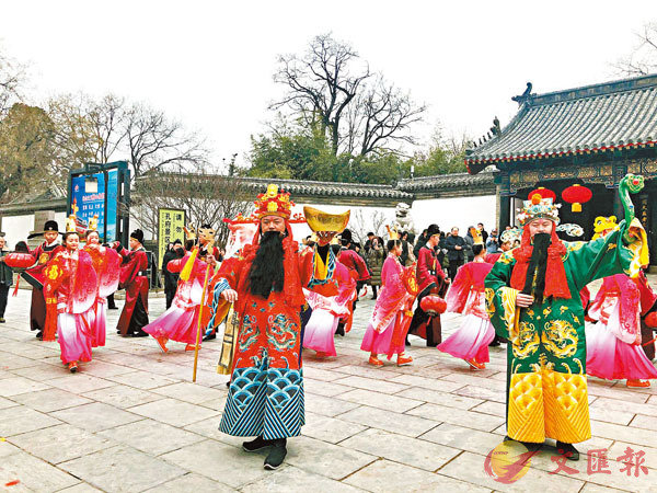 ���ָS�ءu�T�P�e�֡v�C �����׳��O�̤B�K�R ��