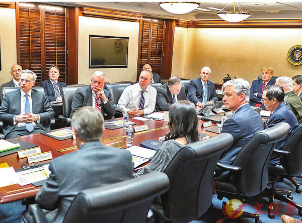 ���S�Դ��P�x���P�G�b�ծc�Ա��Ƕ}�|�A�ӰQ���짽�աC ���z��