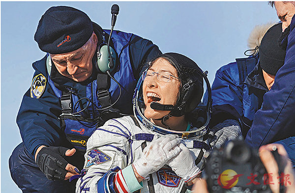 �� ��J���}�Ӫſ��᯺�e�����C  ���p��