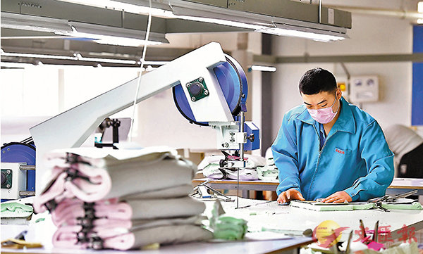 ���b�e�n�٥x�e���M���e�m�M�F���A�Ȥu�A���b�@�Ӻ�ǧ߳h�N�~��a���Τ��祬�ơC  ��ƹϤ�