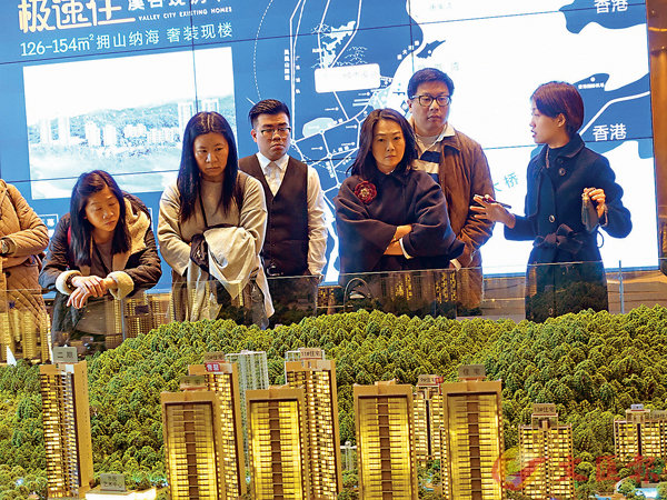 ���V�ӶV�h��D�ʩЪ̥_�W�m�~�A�ѩ��a�k�߬F���B�y�{�M����t���j�A�e���S���O�ȯɡC�Ϭ���D�ʩЪ̦b�]���ݩСC �����׳��O�̿c�R��  ��