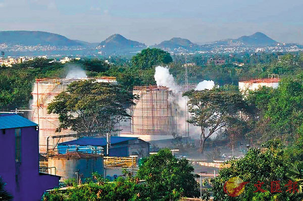 �� �u�t���W���_�X�@�ϡC �k�s��