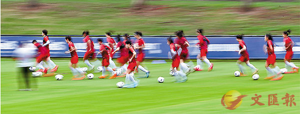 �� ����k���w�����궤�i��ƾԡA�O���X�u�C ��ƹϤ�