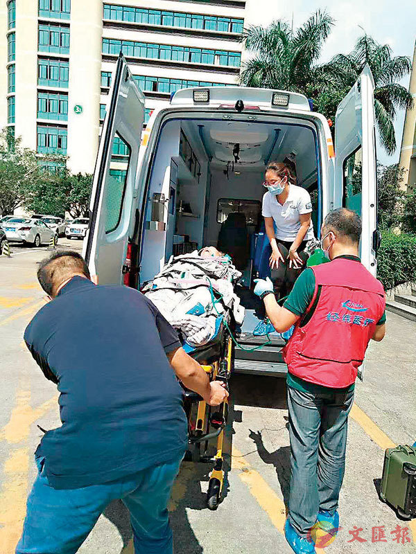 �����ͤ�e�ѯ]�����A�ಾ�ܤ٪���|�~��Ϫv�C	 ���X�̨ѹ�