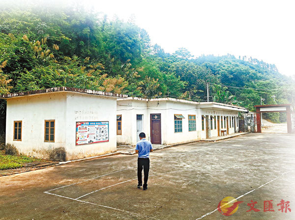 ■ 那農小學的教師宿舍，條件比較簡陋。 香港文匯報記者曾萍 攝