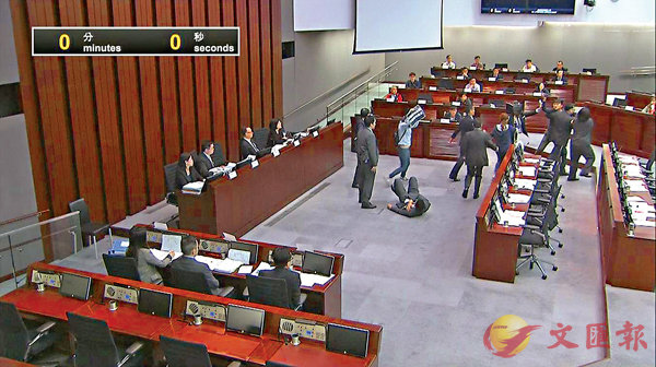 ���h�~3��16��A�u���䲳�ӡv�ƥD�u�G�a�ԩM�t�~��W�k�����d�Ũ�Φ�q���A���}�y��ĦV¿�w�v�ҧ�����m�C ��ƹϤ�