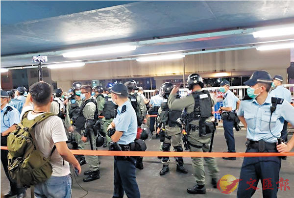 ���W��28��󤸮Դ��K�ԫ̯���H�Ѿ��󯸡A���k�u�����v��󯸬D�]�A���ñ�W�O�祴�󯸸q�u�A���o�ͽĬ�A����ĵ�����������������C ���W�Ϥ�