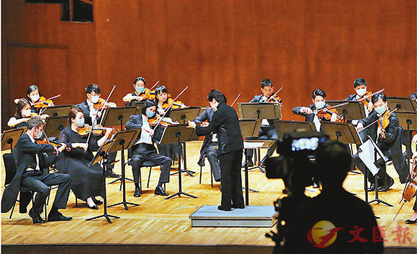 ■香港小交響樂團Back On Stage音樂會。