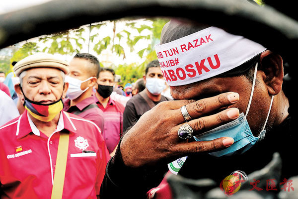 �� �ǦN������̻D�P��E�ʸ��\�C �^�ժ�