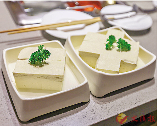 ����e�A�W�����@�Ǥ��穱���ѥb�����ܡA�޾ɭ��ȾA�q�I�\�A�קK³�����O�C�Ϭ�8��15��b�W�����}�װϤ@�a���穱���᪺���P���q����~�C �s�ت�