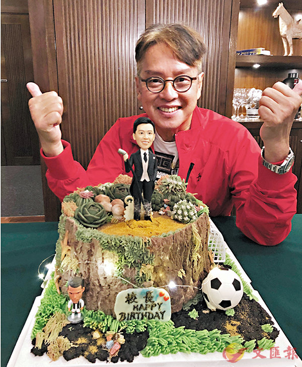 �� ���۷R��i�A���쪺�ͤ�J�|�W�禳���y�C