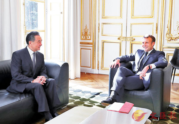 ��8��28��A�k���`�ΰ��J�s�]�k�^�b�ھ��R�R�ٮc�|����k��i�楿���X�ݪ������ȩe���ݥ~�����ݡC �s�ت�