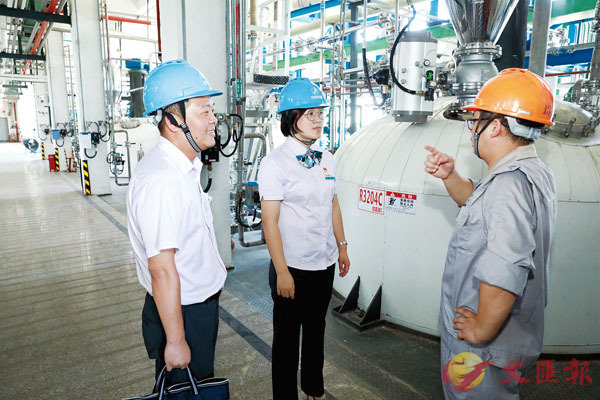 ���A������W�����j�O������a�{�N���ĵ��s�����~�o�i�C